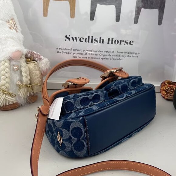 Coach Ashton Baguette Bag In Signature Canvas Denim/Brown CY700 - Picture 5 of 10